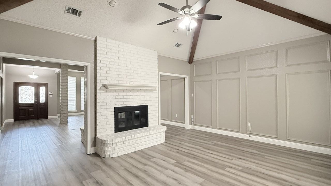 2709 Serenade Ct #1 - Photo 6 of 31