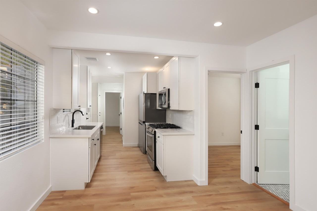 2236 Glendale Blvd #1-2 - Photo 6 of 15