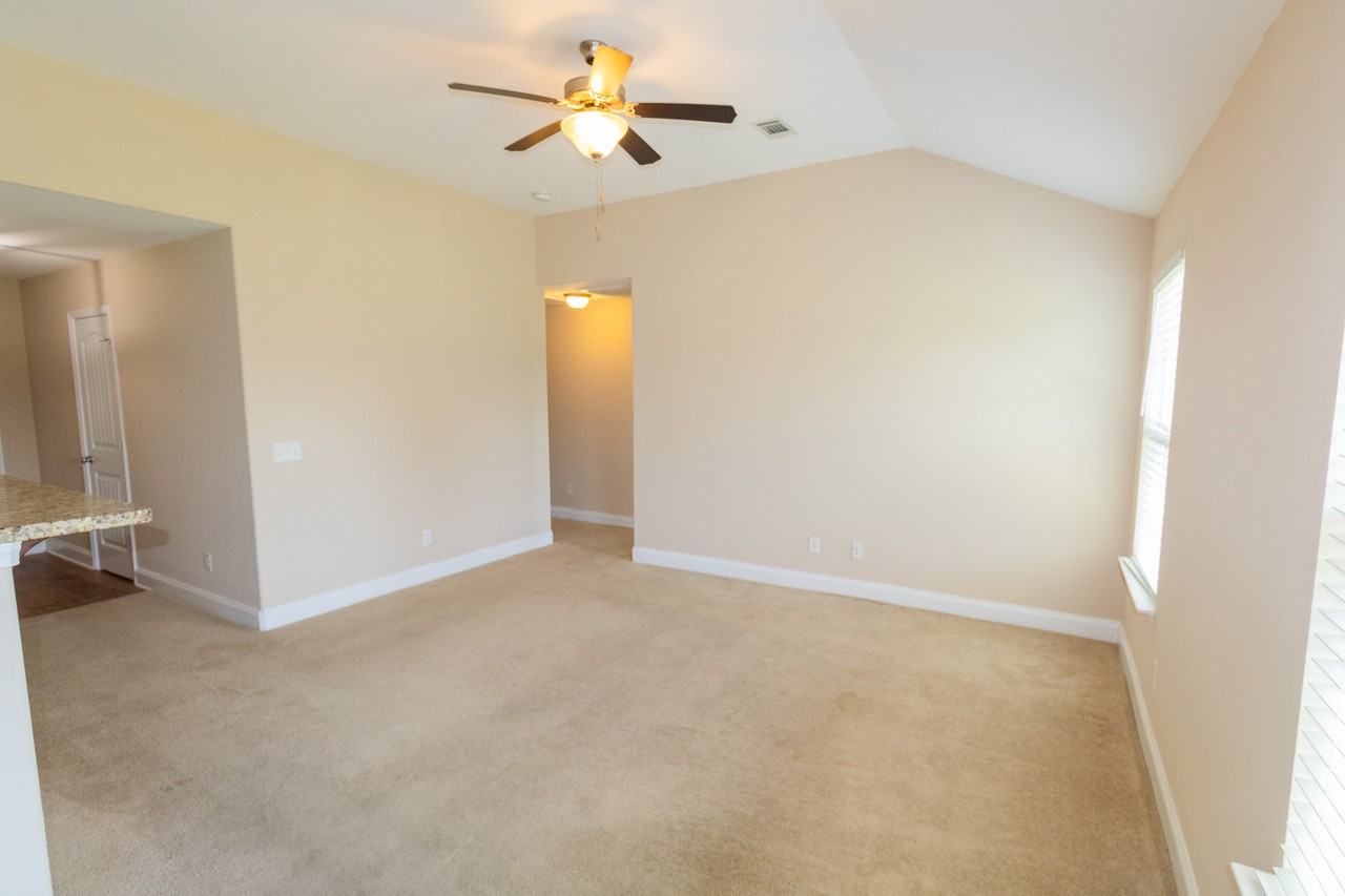 612 Hampstead Ave #1 - Photo 4 of 19