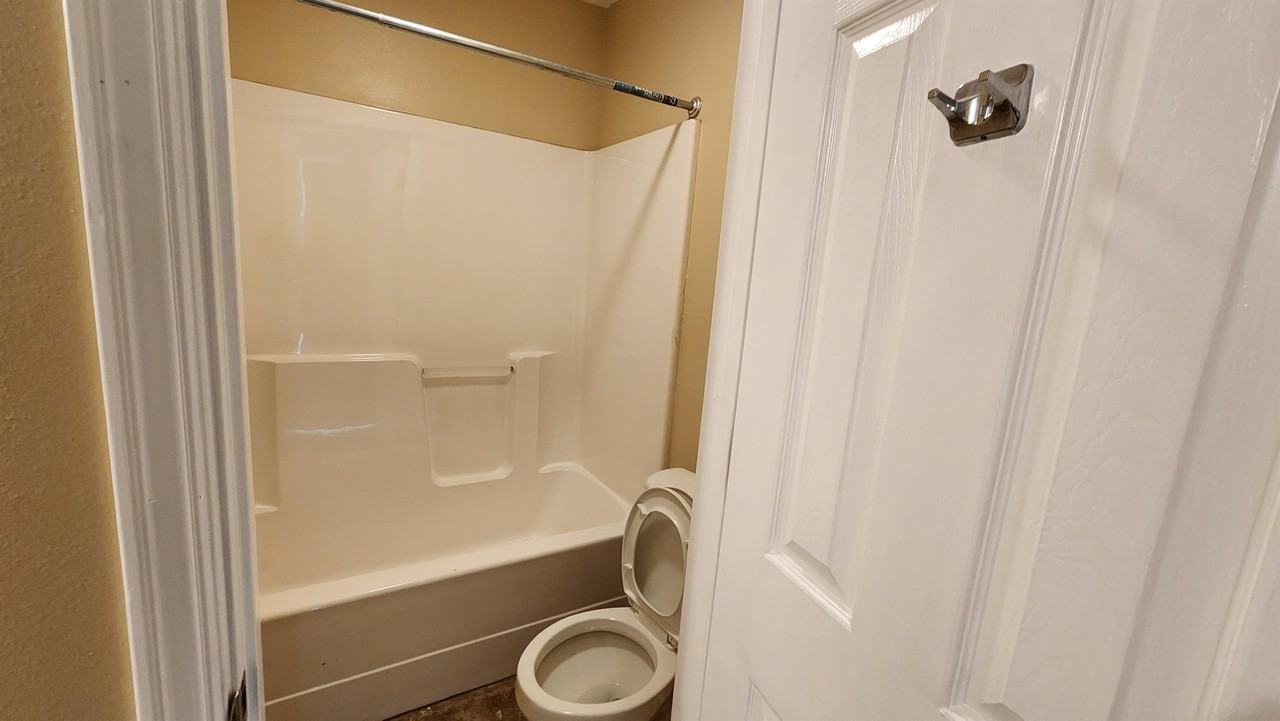 3618 Shangri La Dr #3618 - Photo 3 of 12