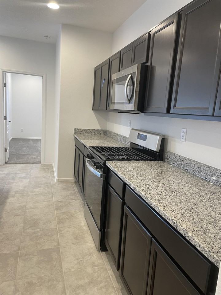 163 Prism Ave Sw #1 - Photo 5 of 28