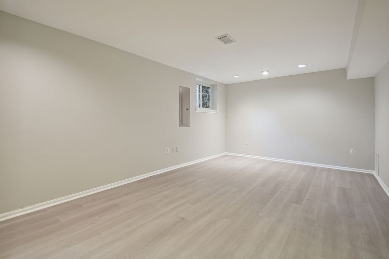 6412 Needle Leaf Dr #1 - Photo 5 of 35