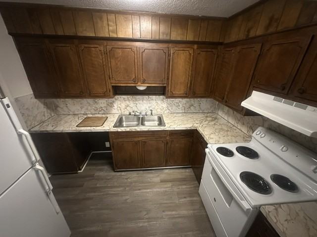 318 Seminole Trl #1 - Photo 3 of 8