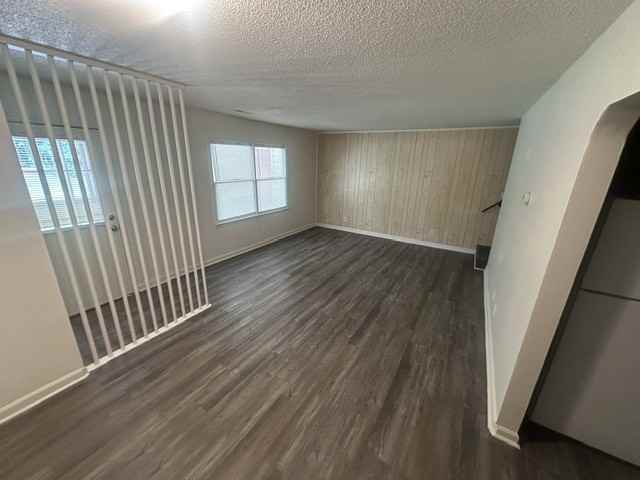 318 Seminole Trl #1 - Photo 4 of 8