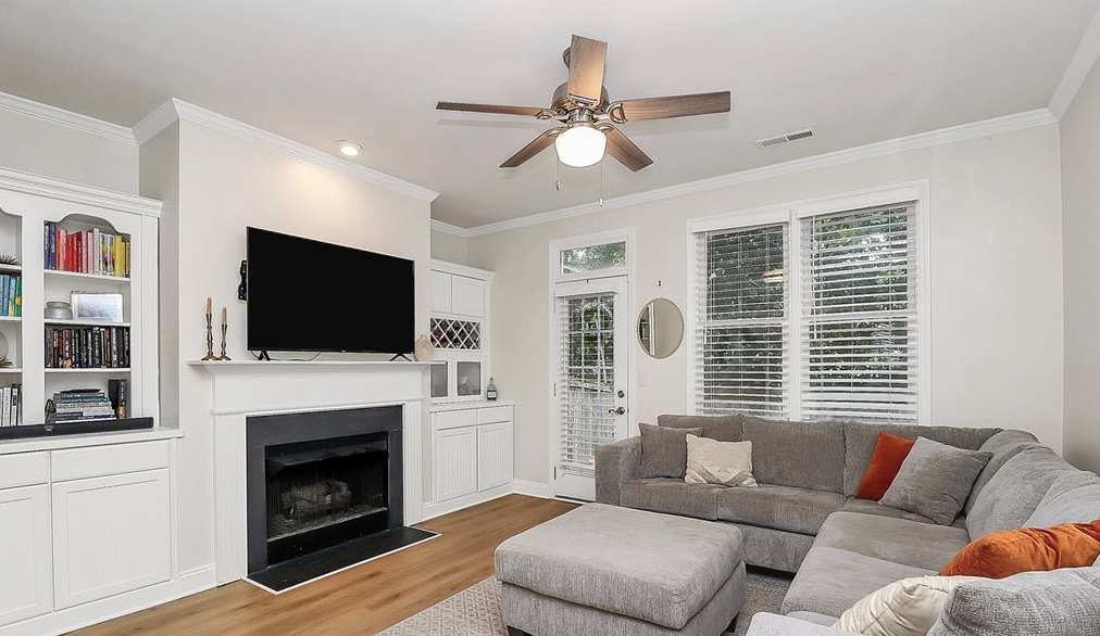 1532 Cleveland Ave #1 - Photo 3 of 10