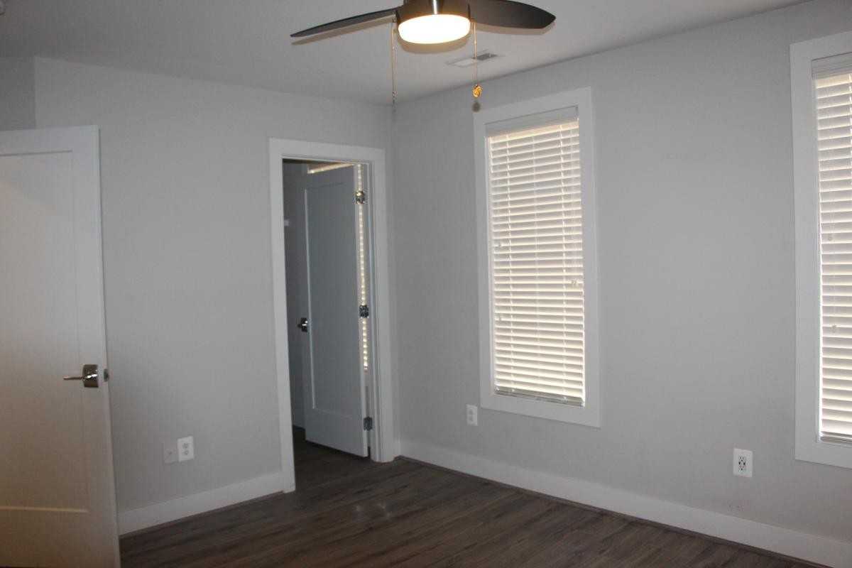 914 N Buchanan St #914 - Photo 5 of 16