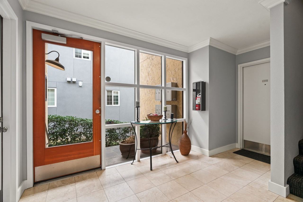 3626 14th Ave W #102 - Photo 4 of 19
