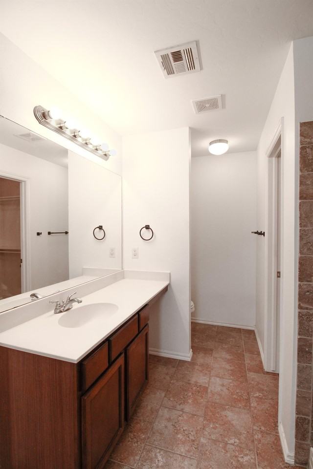 8000 Erryn Ln #1 - Photo 7 of 18