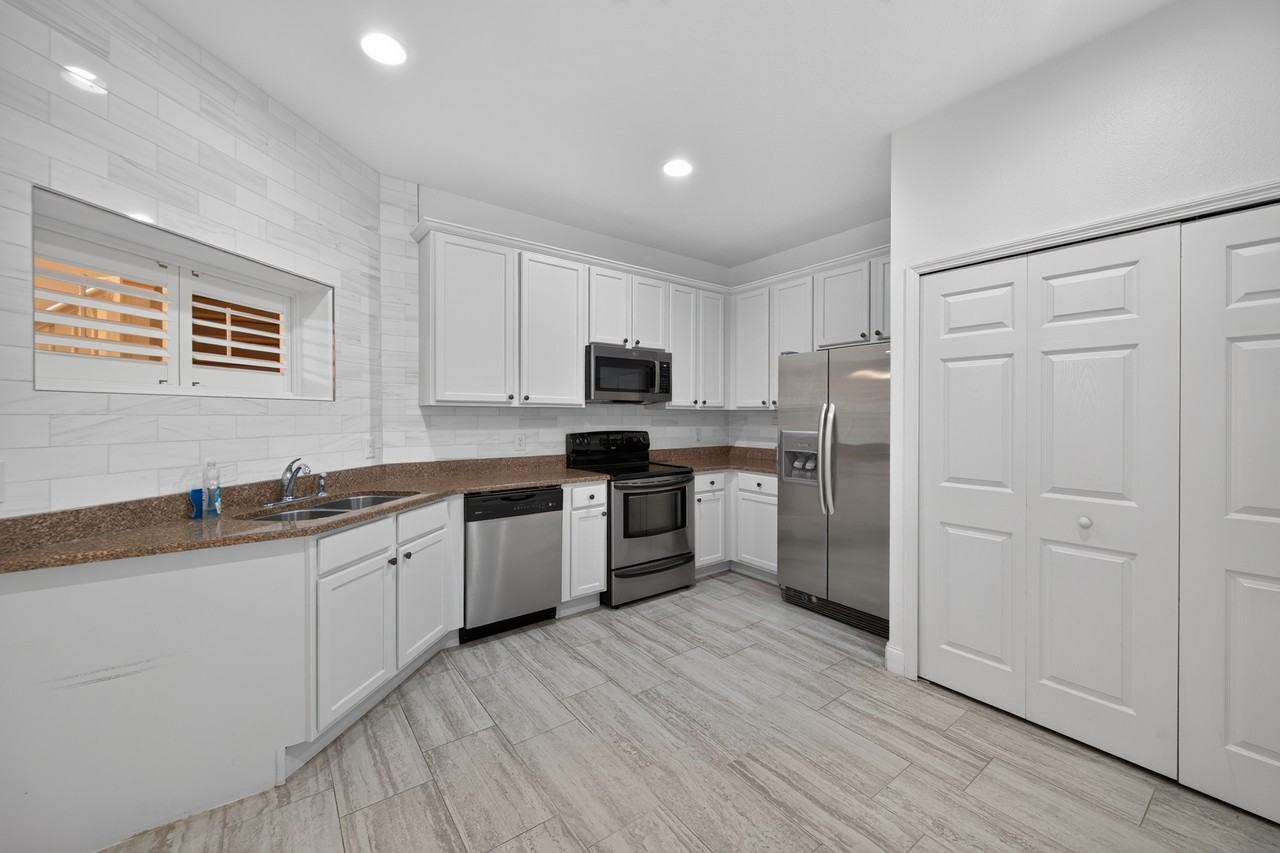 3641 Titanic Cir #1 - Photo 2 of 10