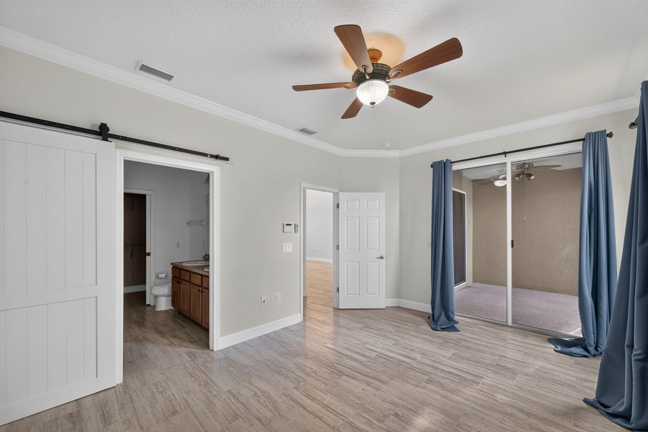 3641 Titanic Cir #1 - Photo 4 of 10