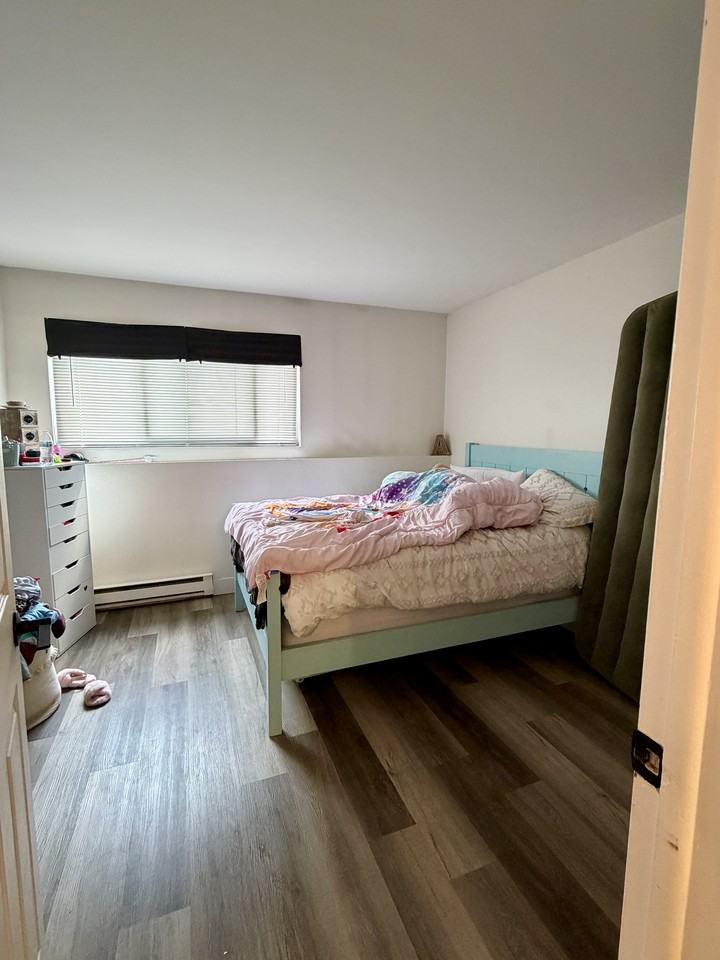 414 W Beaver Creek Blvd Unit B2 #B2 - Photo 4 of 14