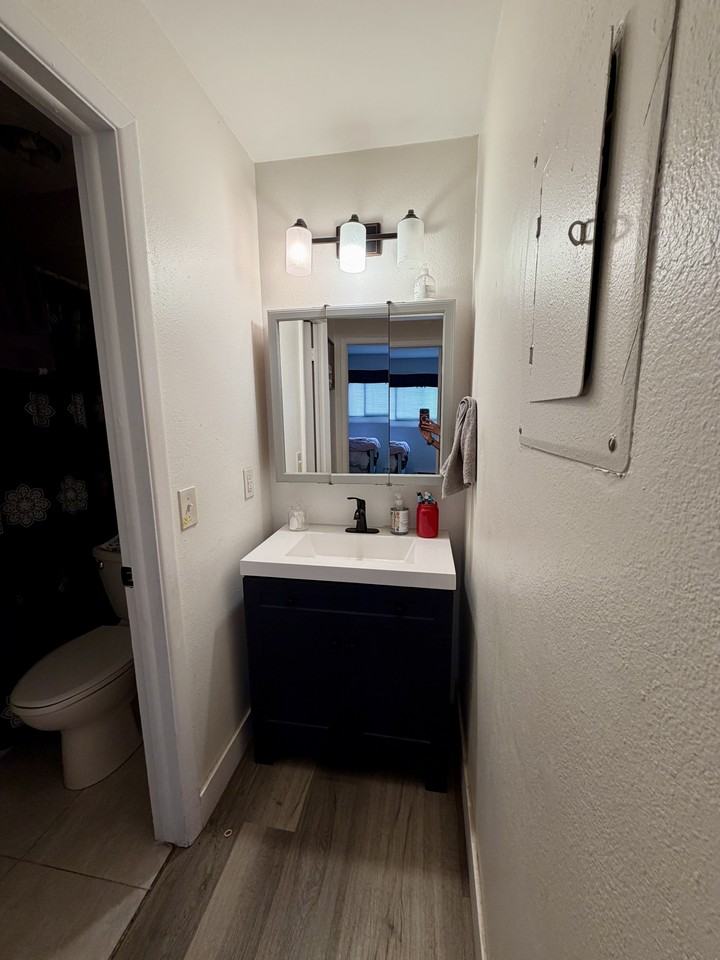 414 W Beaver Creek Blvd Unit B2 #B2 - Photo 7 of 14