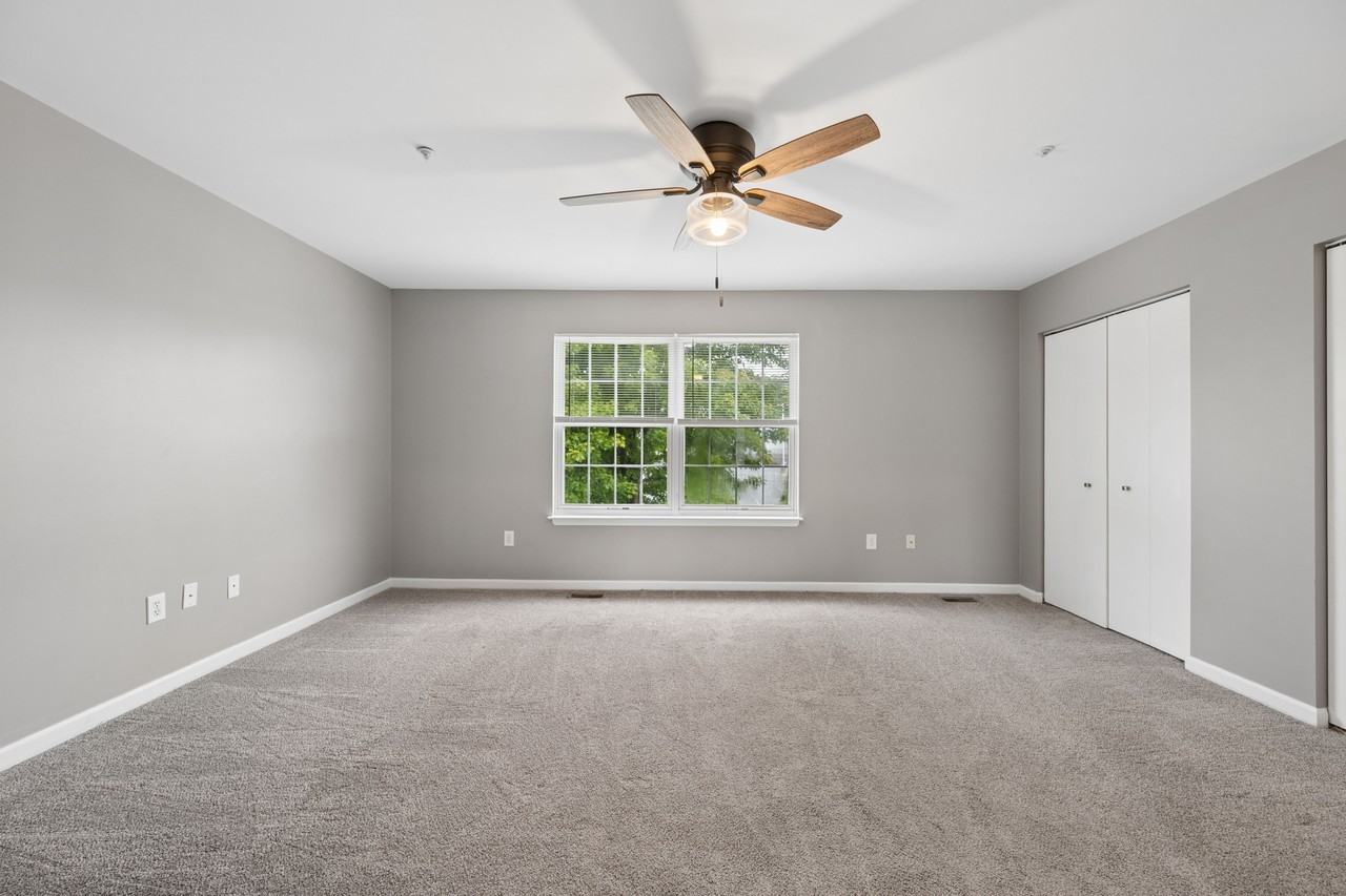 411 Old Oak Pl #1 - Photo 7 of 21