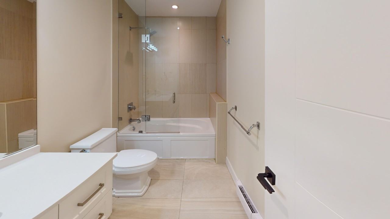 839 West 20th Street - Photo 11