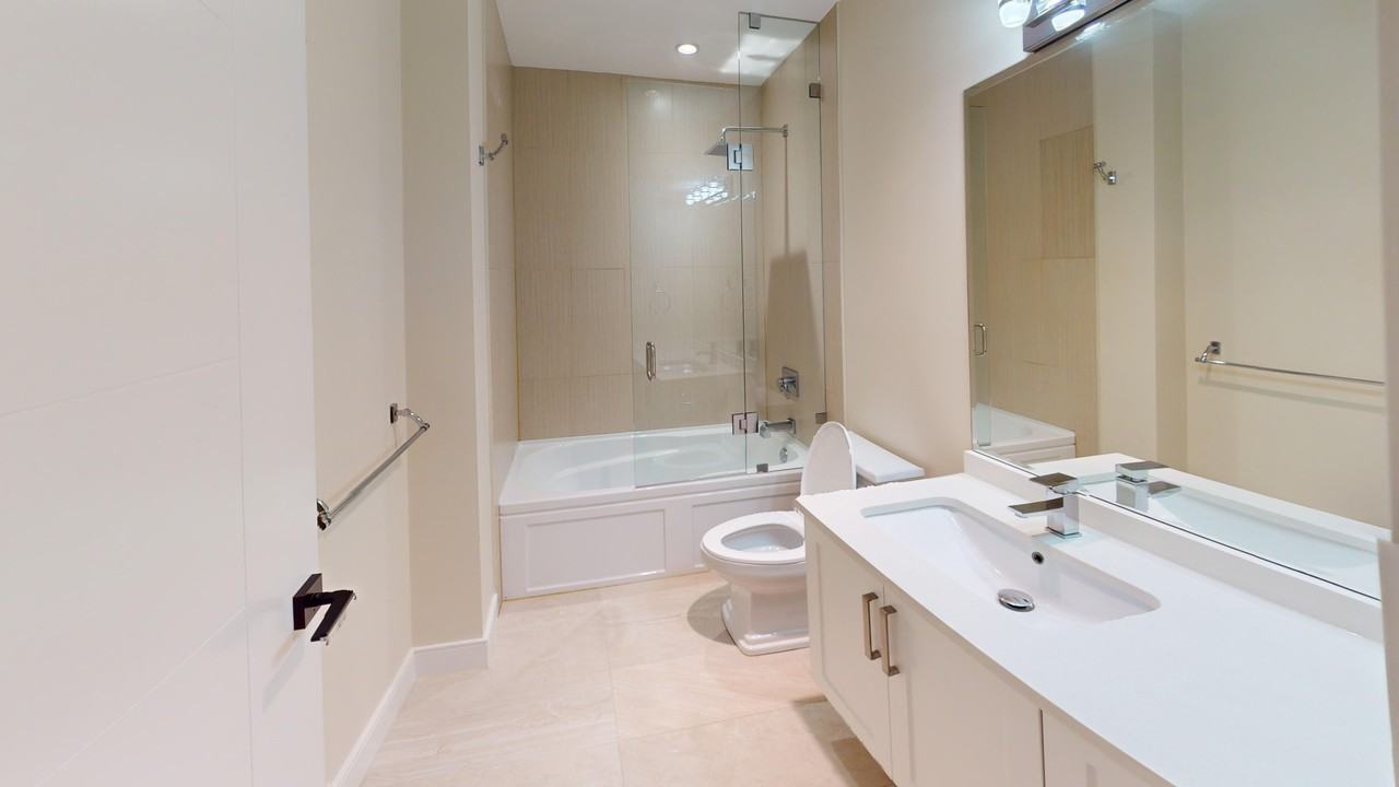 839 West 20th Street - Photo 14