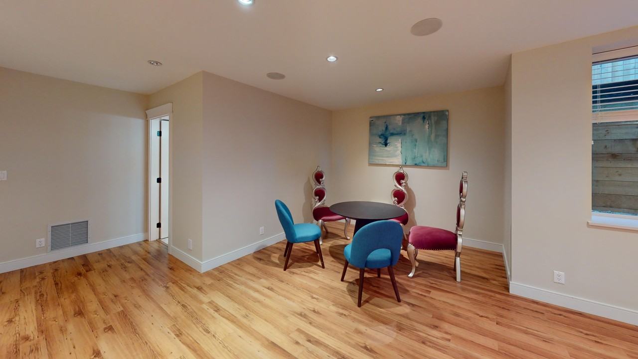 839 West 20th Street - Photo 7