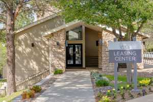 featured image of 1129 S Eaton Cir