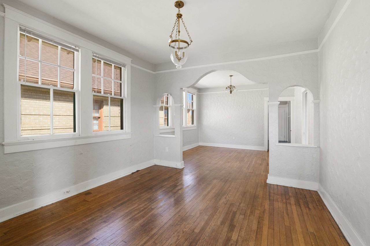 2817 Paris Ave - Photo 3 of 13