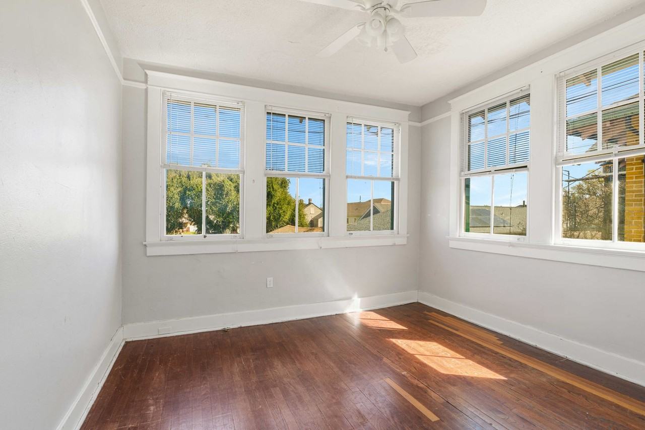 2817 Paris Ave - Photo 6 of 13