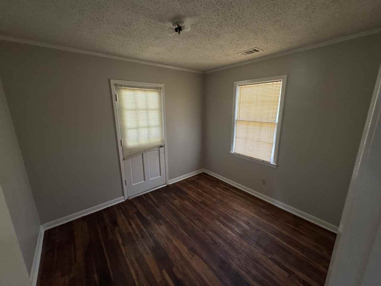 3554 Venable Rd #1 - Photo 3 of 8