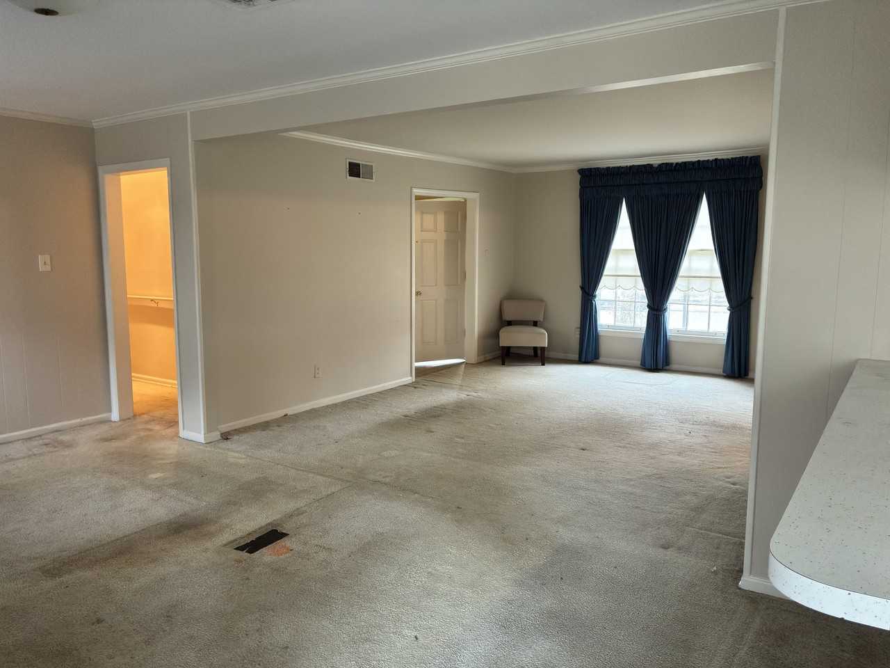 1566 Arcadia St #1 - Photo 5 of 8
