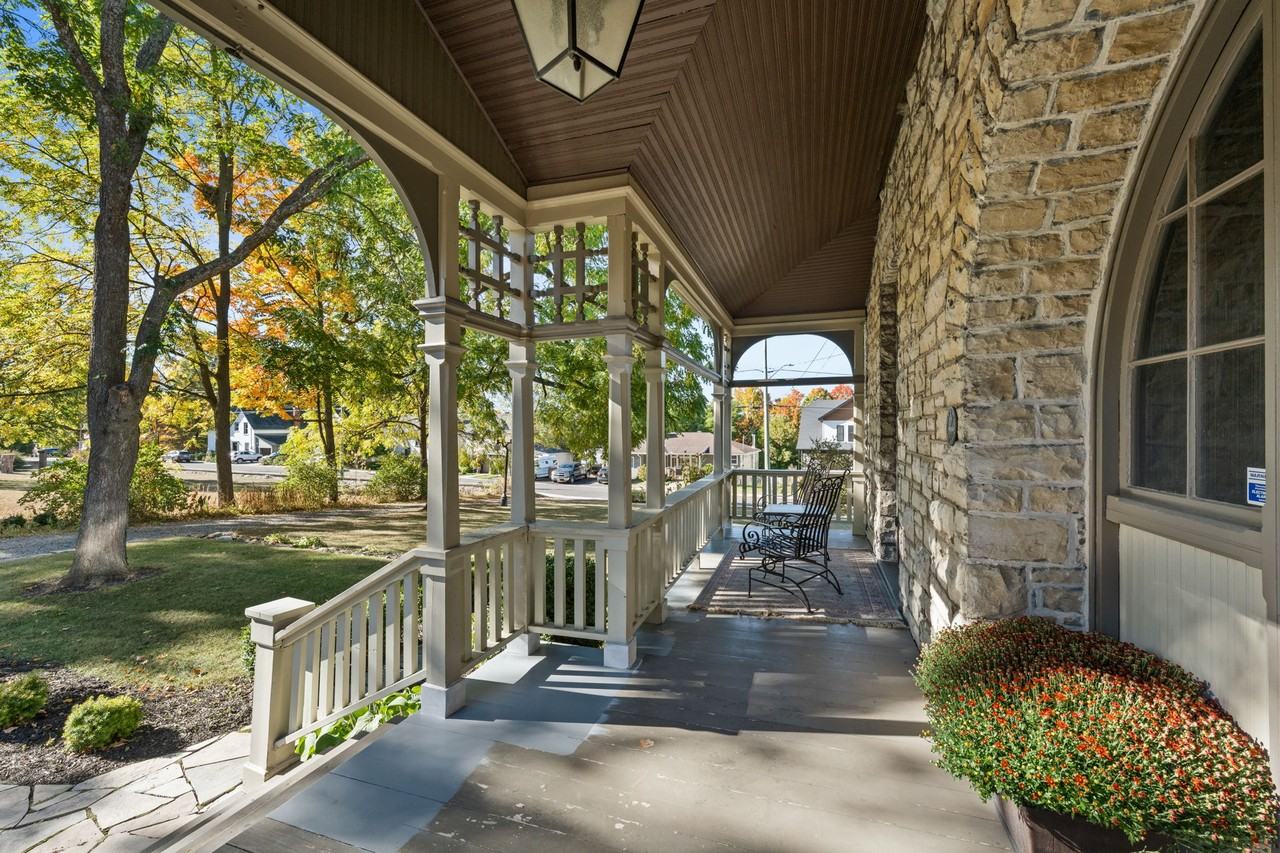 161 Union Street North #1 - Photo 4 of 50