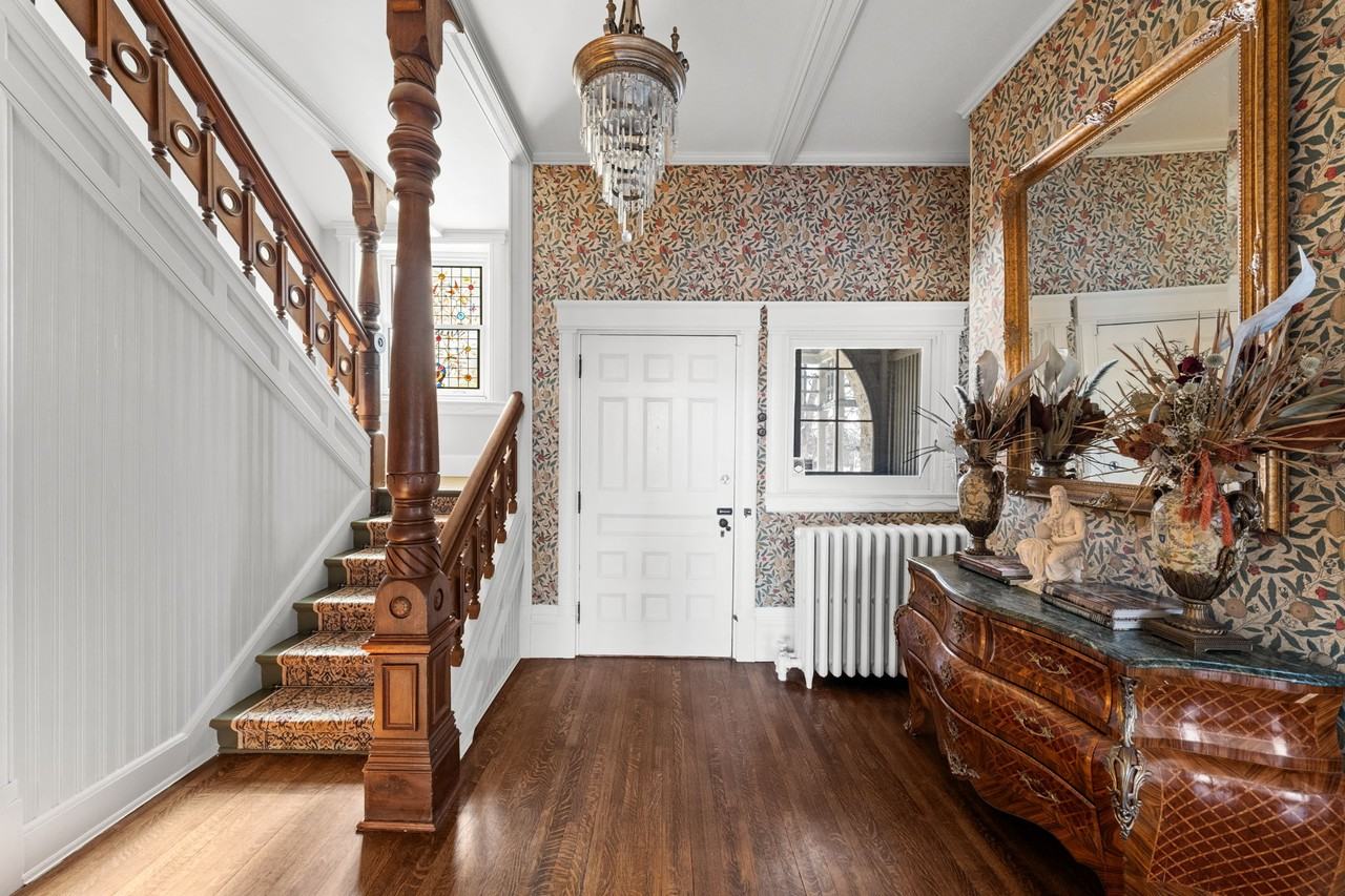 161 Union Street North #1 - Photo 6 of 50