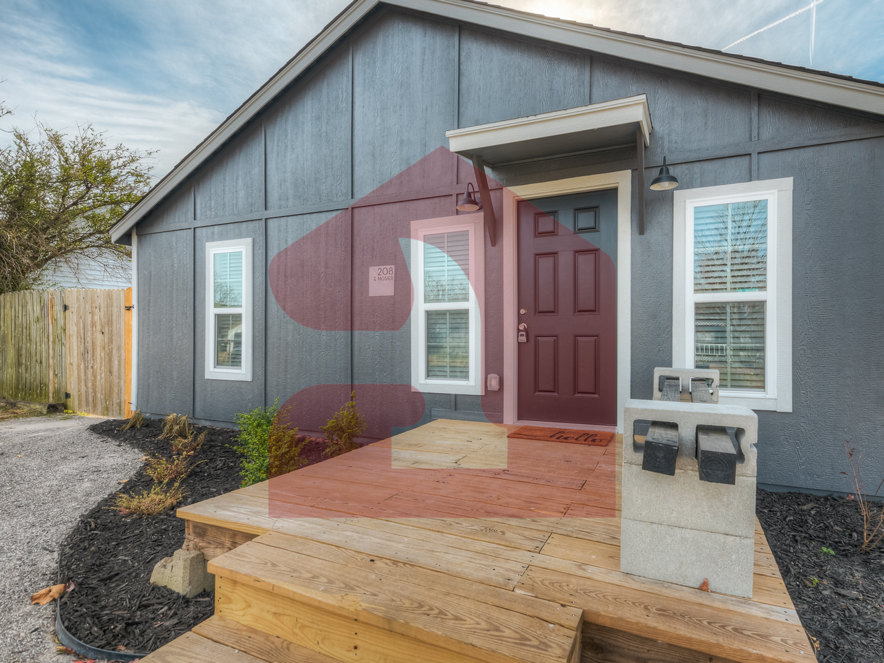 208 E Mosier St - Photo 6 of 50