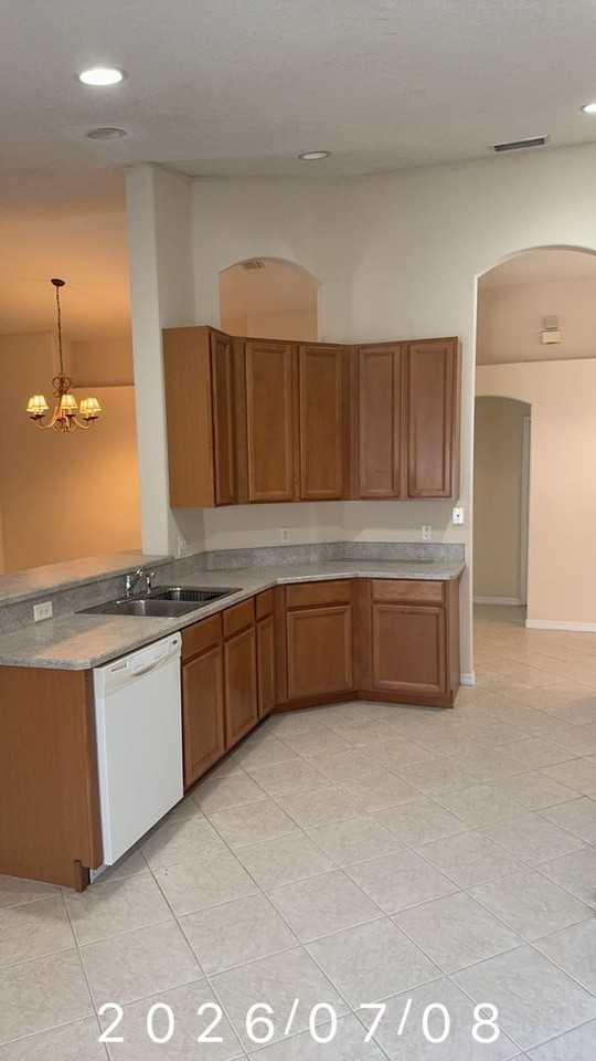 2362 Glasbern Cir - Photo 7 of 27