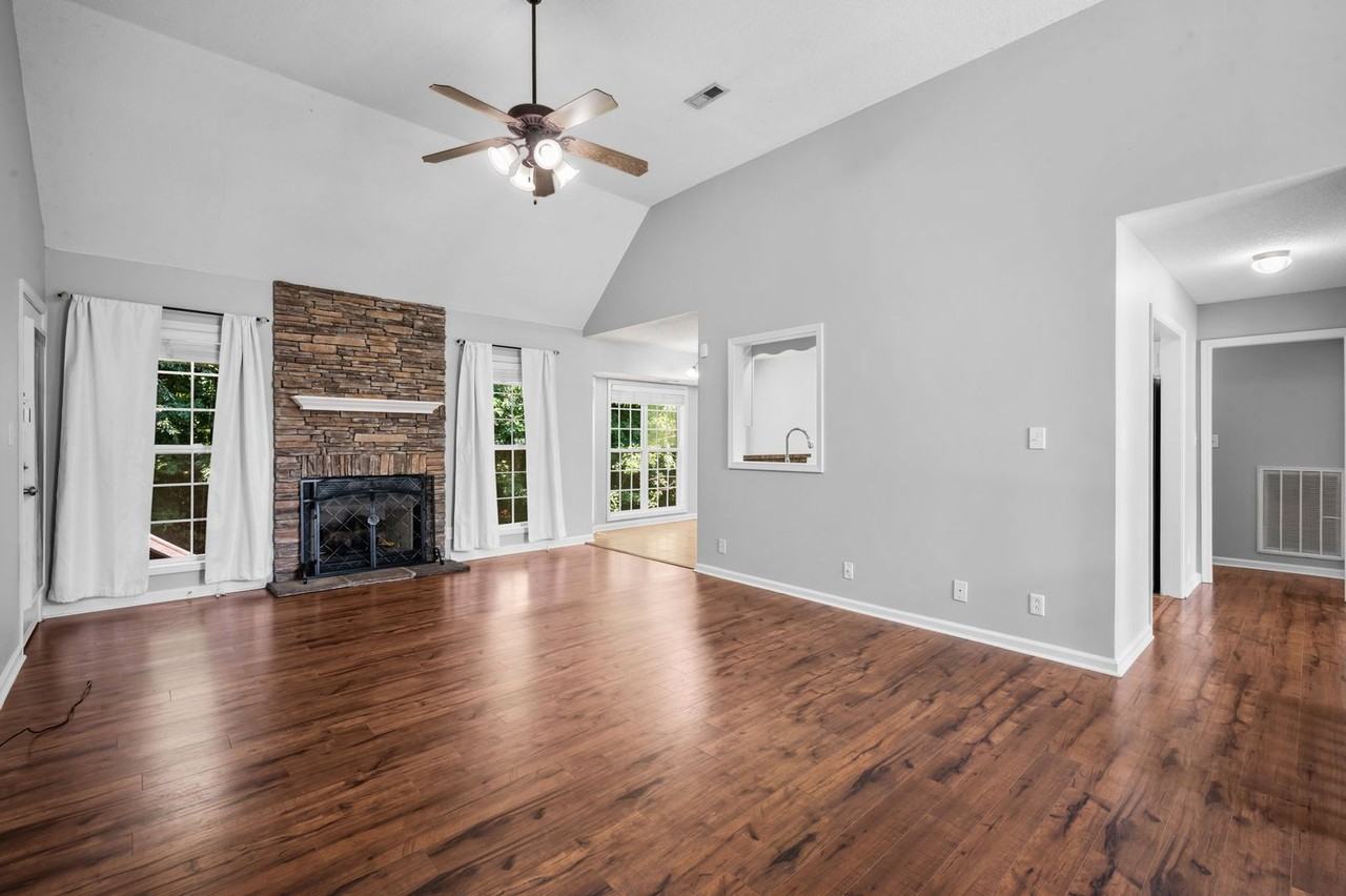 4433 Taylor Hall Ln - Photo 6 of 38