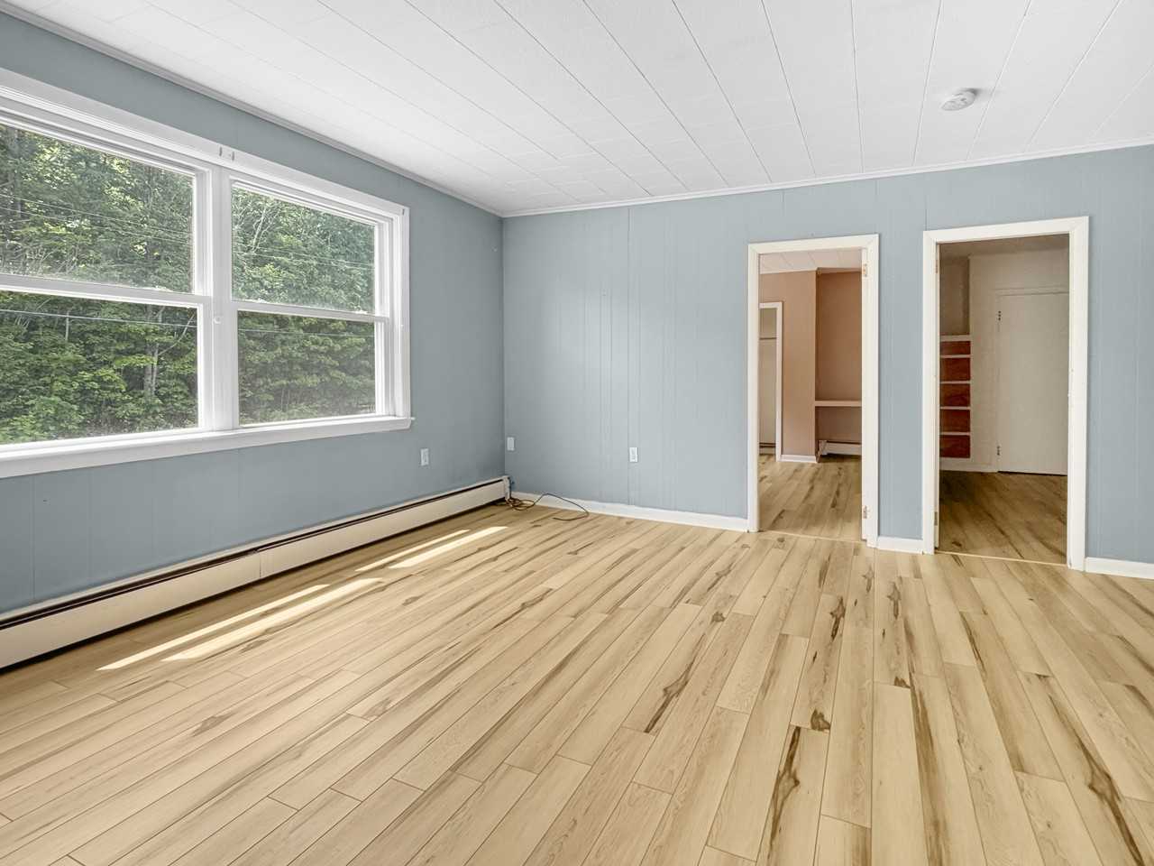 527 Penobscot Ave #8 - Photo 3 of 6