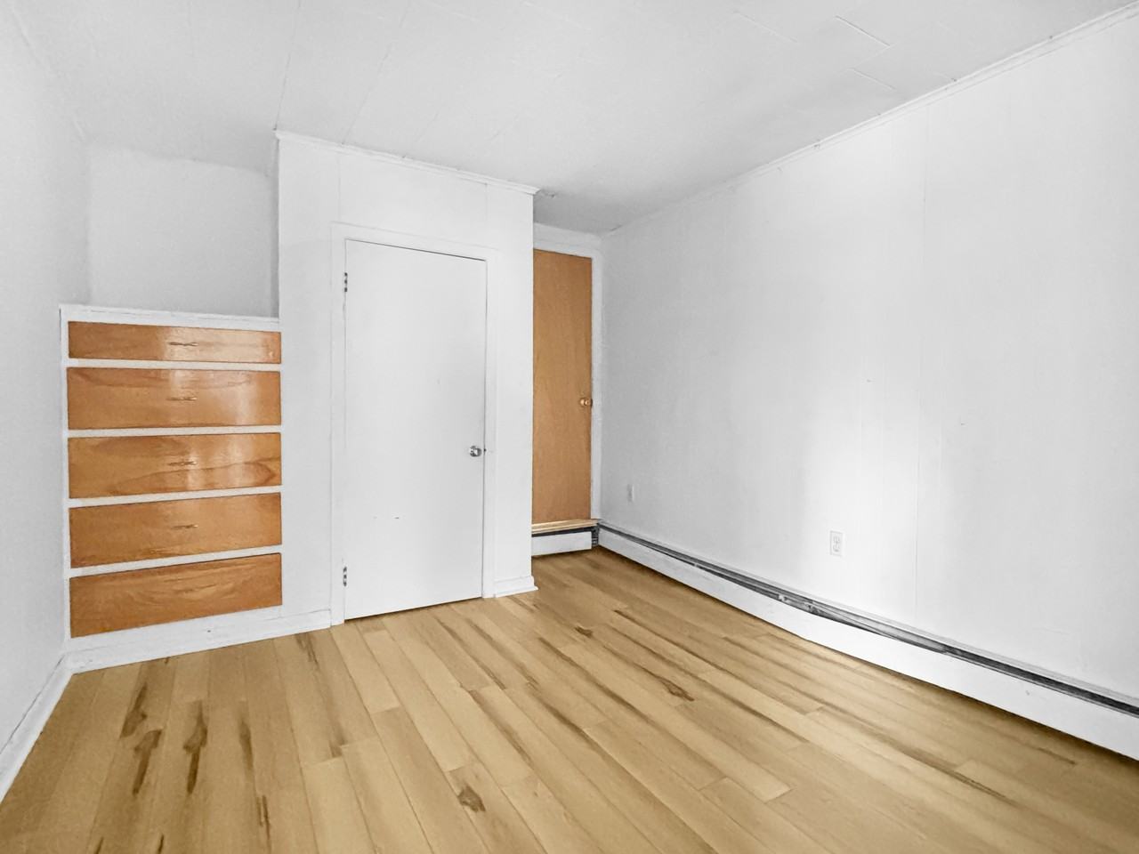 527 Penobscot Ave #8 - Photo 6 of 6