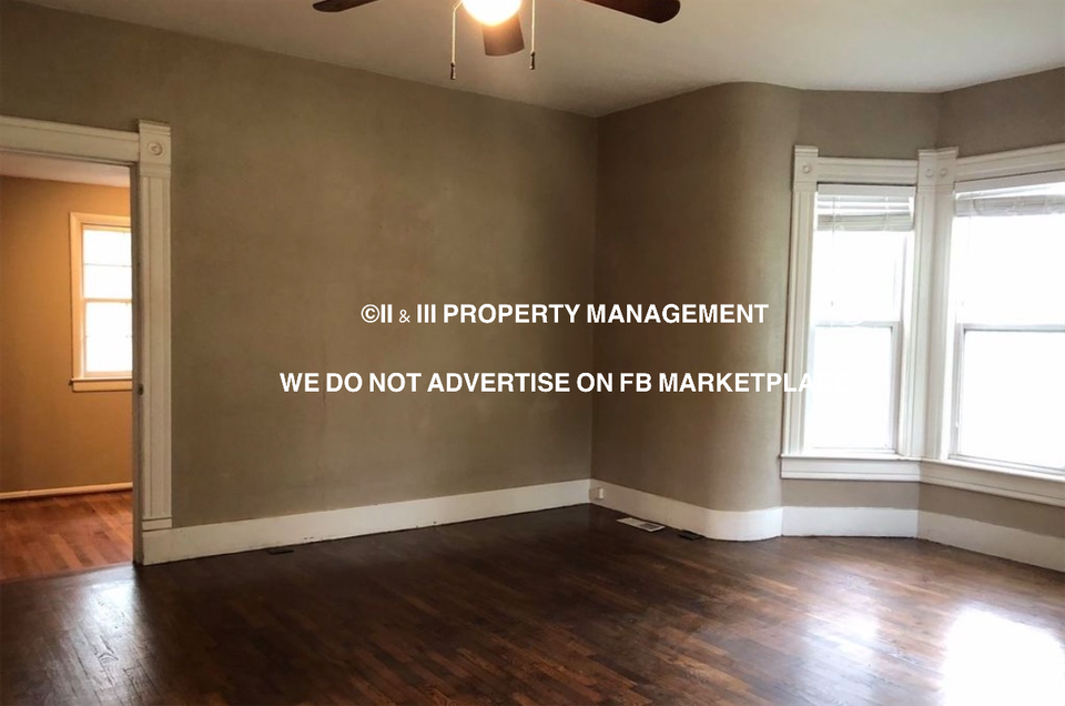 7108 W 86th St #1 - Photo 4 of 45
