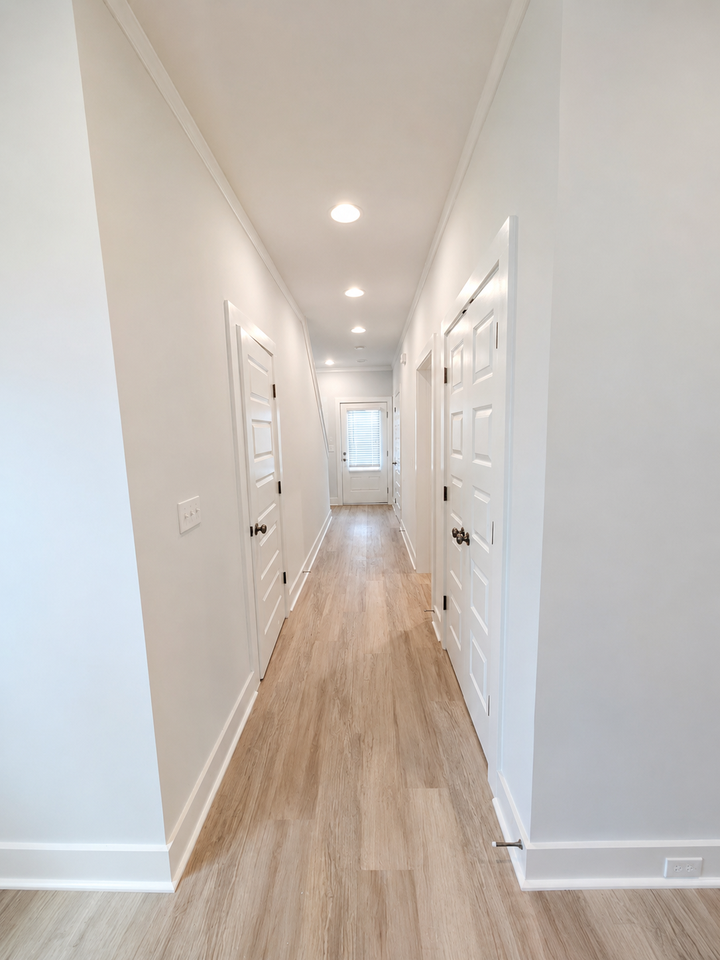1549 Payne St #2 - Photo 3 of 15