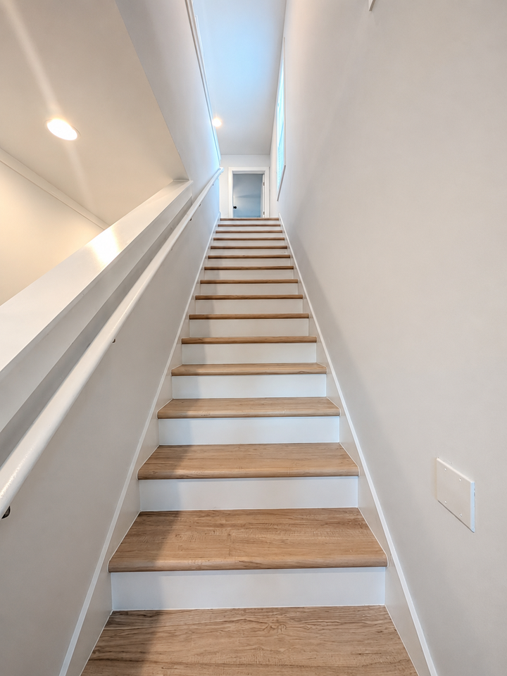 1549 Payne St #2 - Photo 6 of 15
