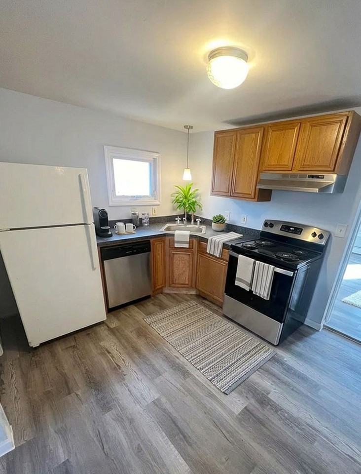 336 Washington Ave #2 - Photo 3 of 6