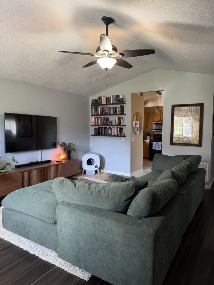 117 N 5th St #1 - Photo 2 of 19