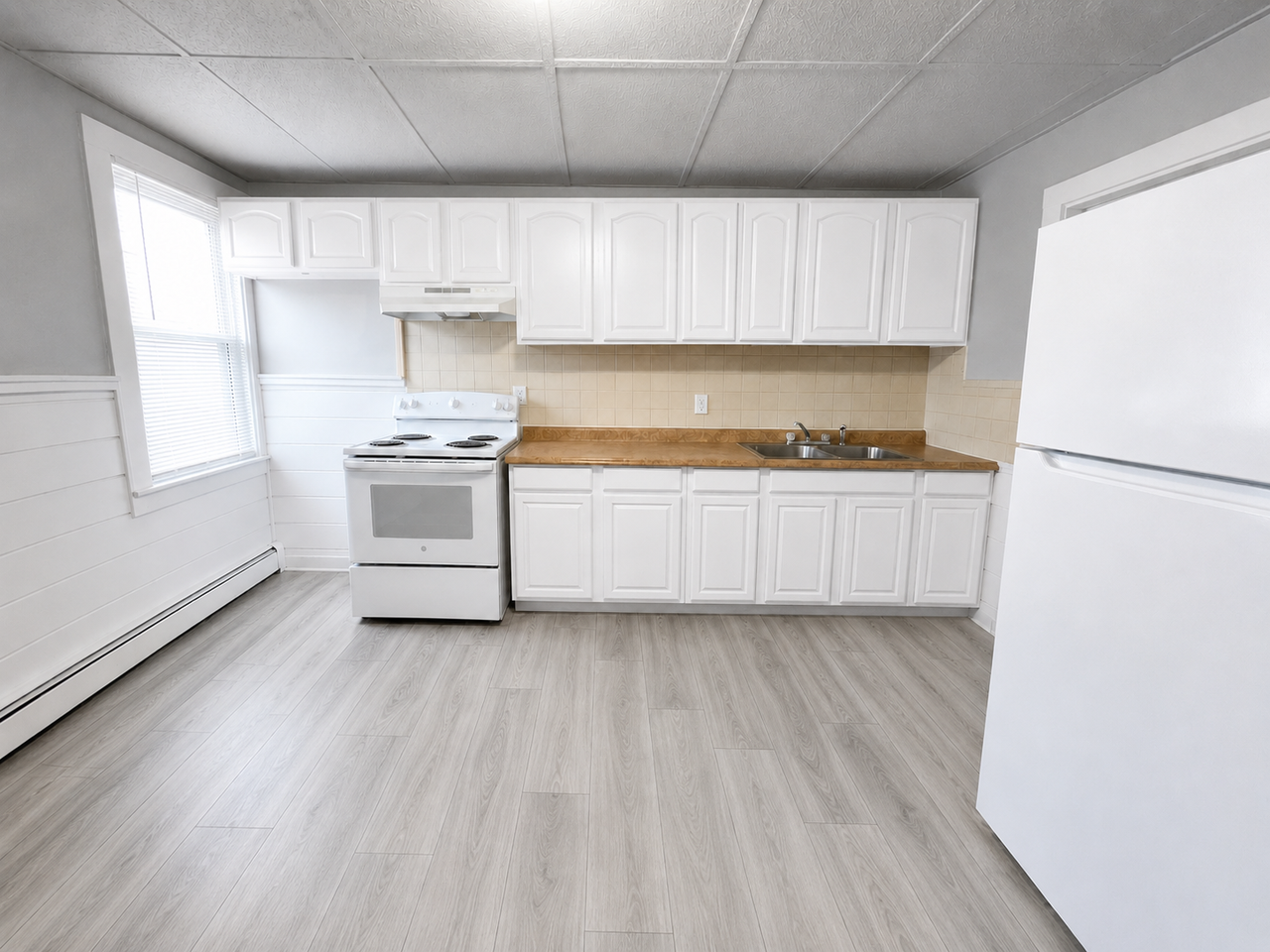 220 Weir St #4 - Photo 2 of 20