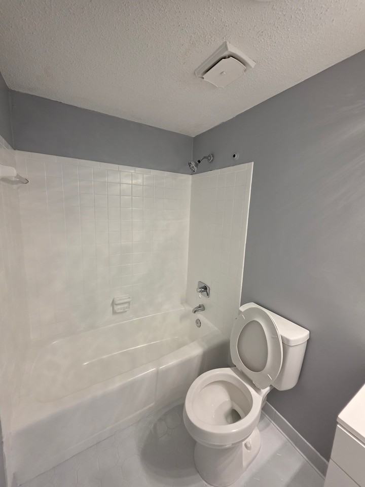 619 King Street - 1Unit 506 #1 - Photo 5 of 14