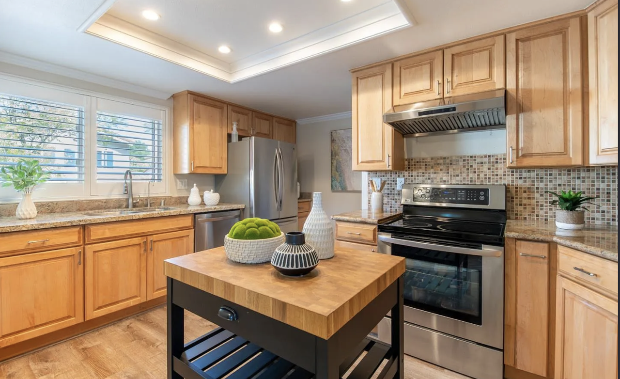 1173 Capri Dr #1 - Photo 6 of 50