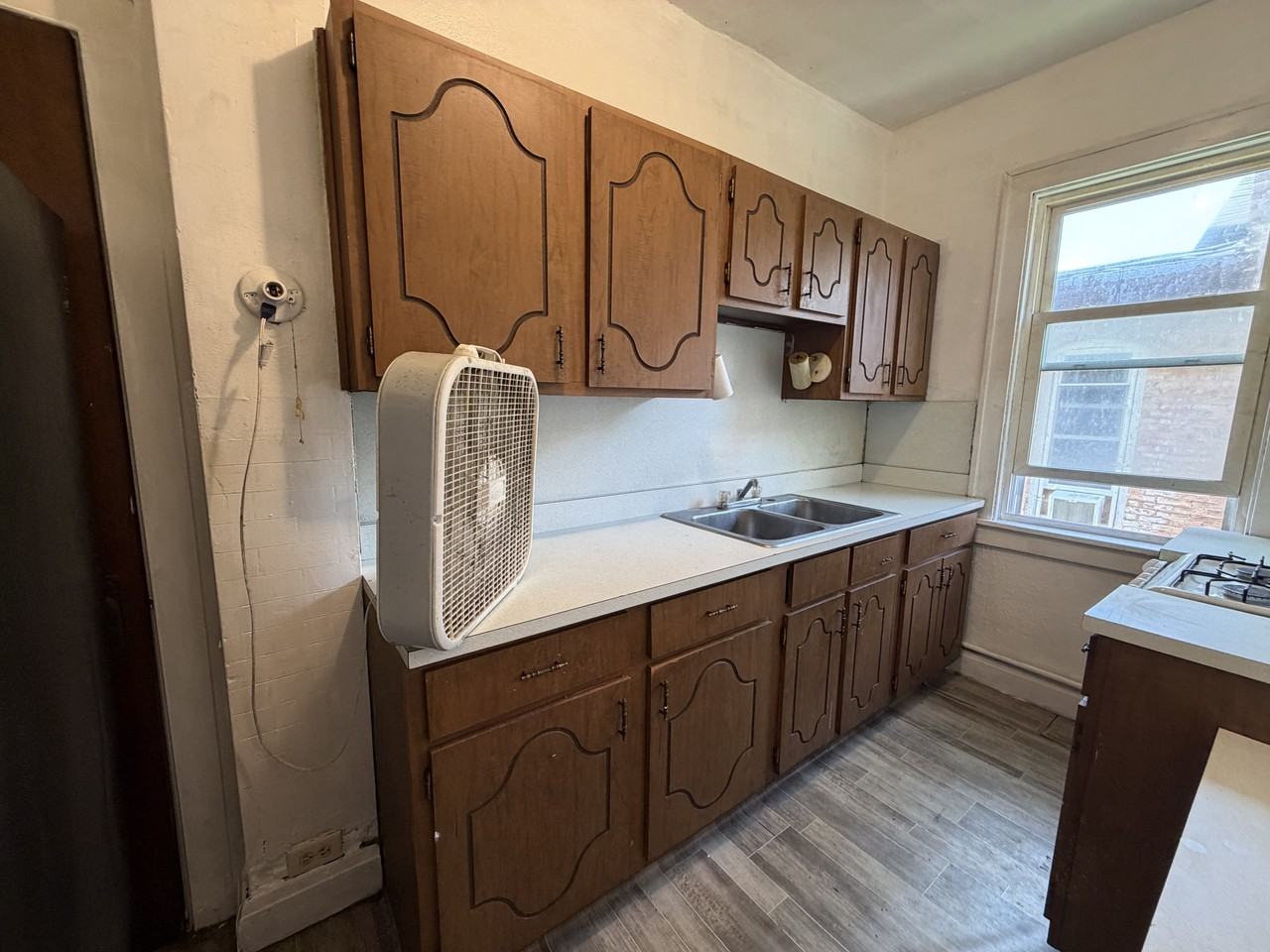 230 W Jackson Blvd #J - Photo 3 of 9