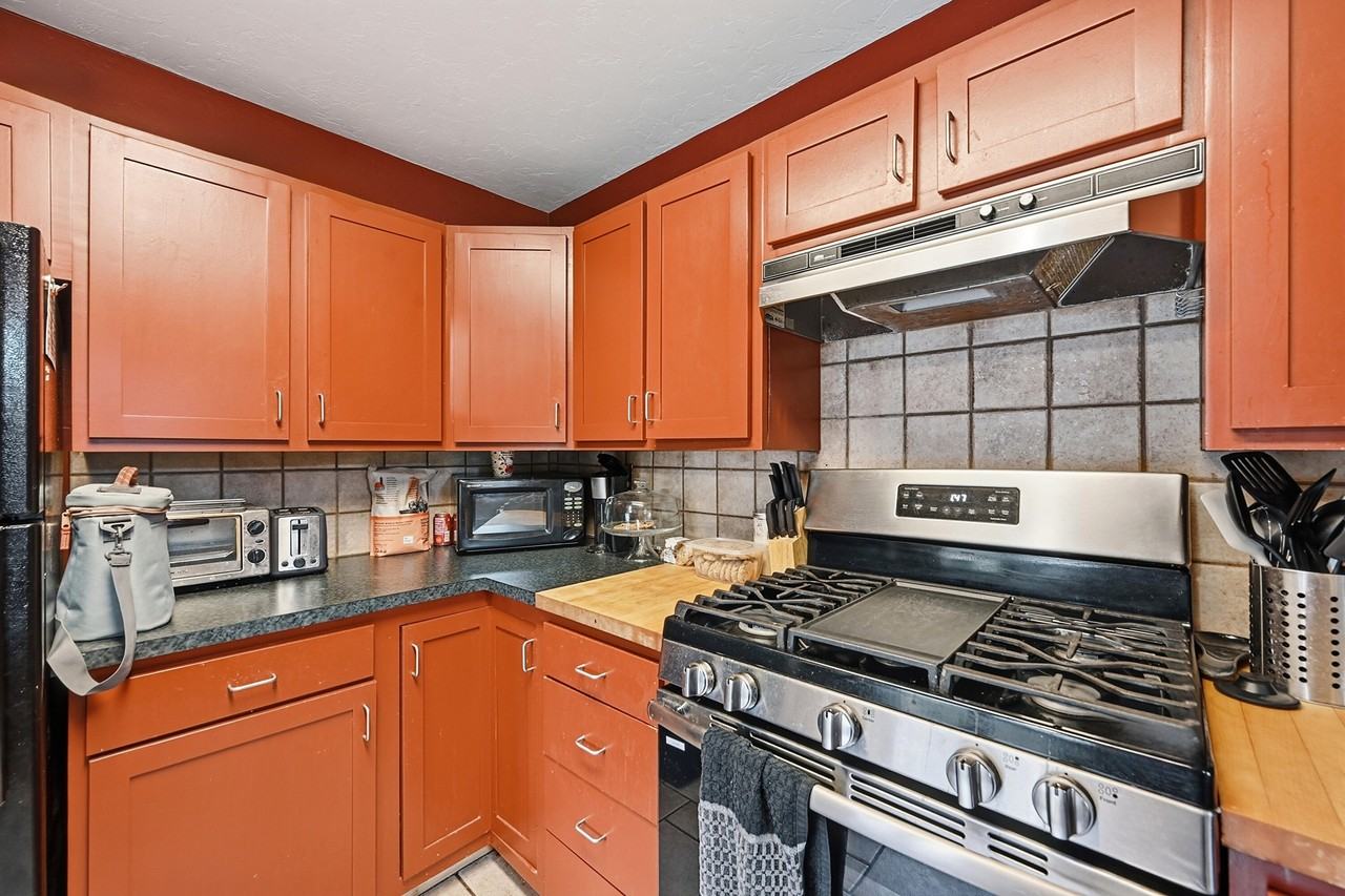 17206 W 15th Pl #1 - Photo 7 of 20