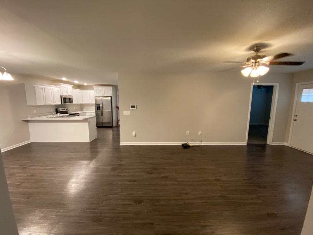 6033 Virginia Pine Ave - Photo 3 of 12