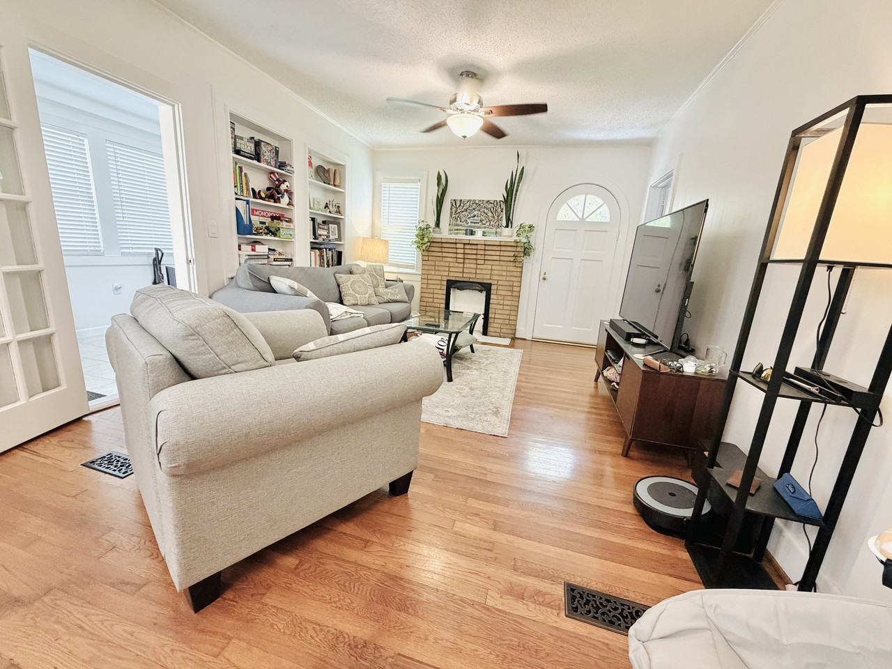 604 Oakland Ave #1 - Photo 5 of 16