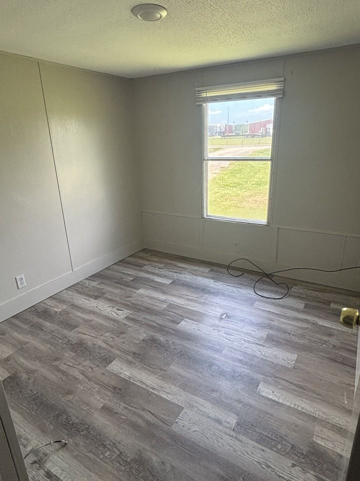 1294 Fm 2108 #1 - Photo 5 of 9