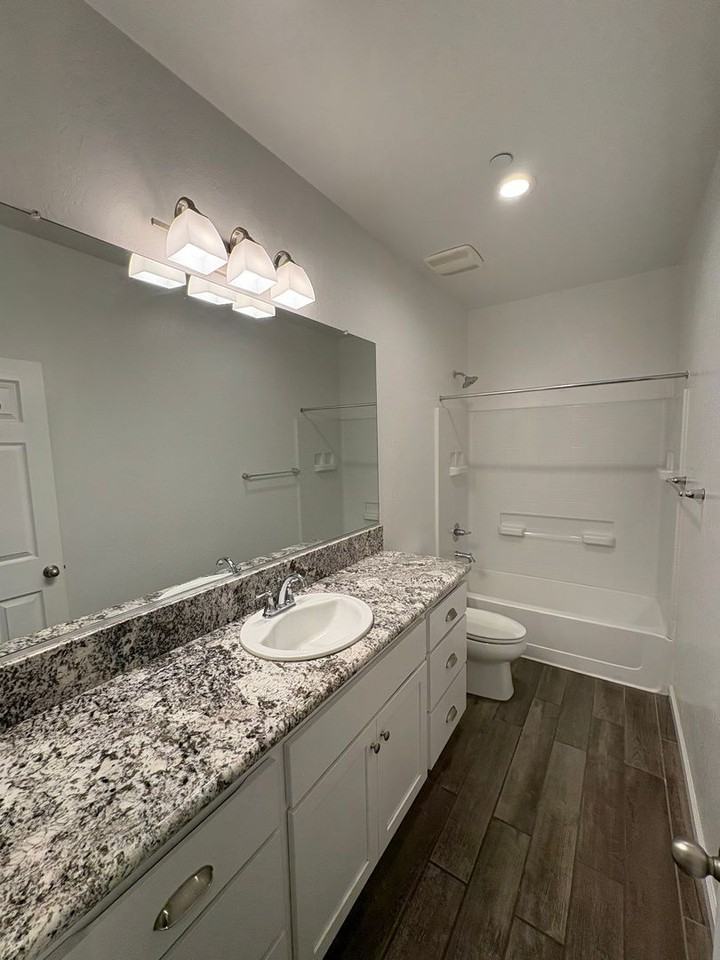 1620 W Porter Ave - Photo 7 of 34