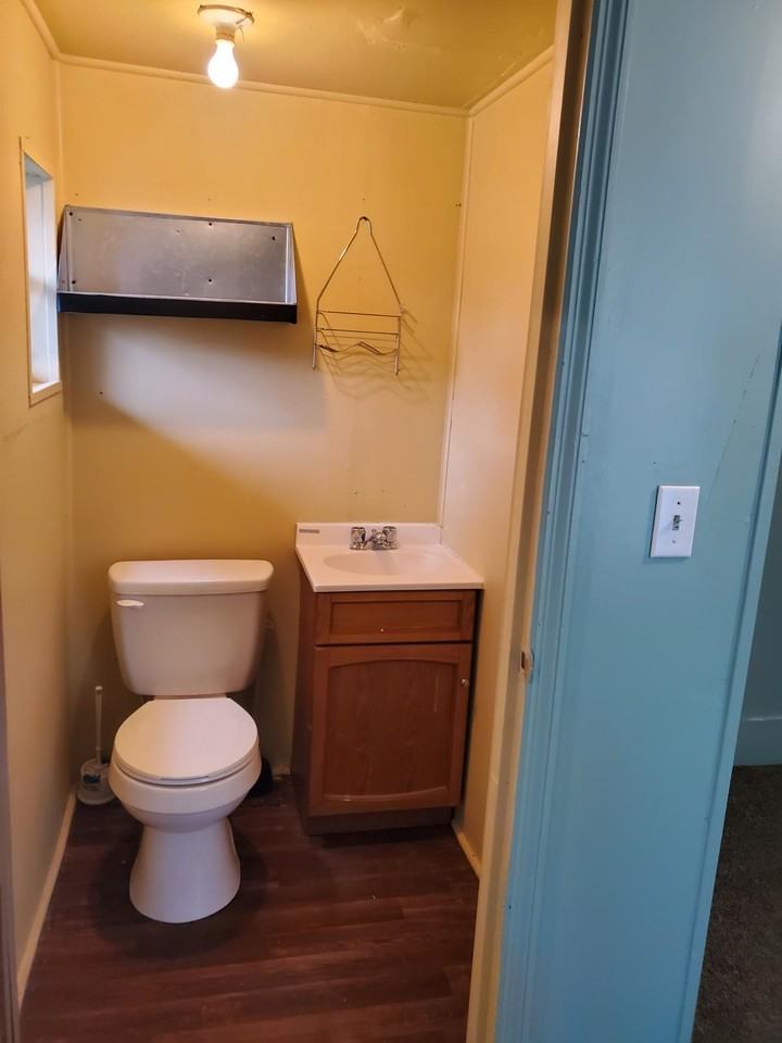 106 E Green St #4 - Photo 6 of 6