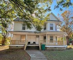 featured image of 130 Hatton St #4