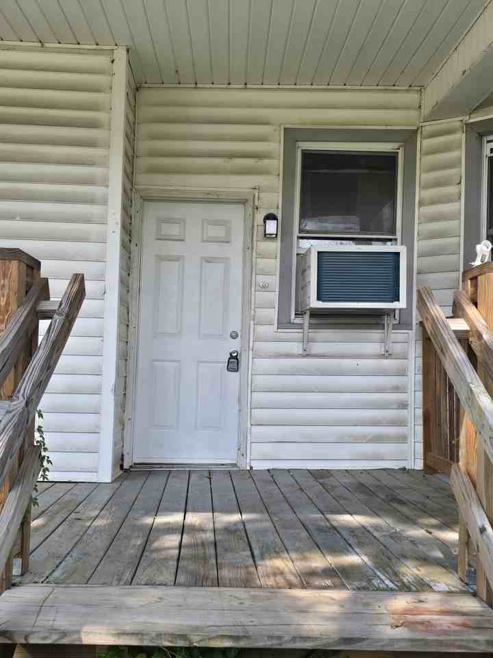 130 Hatton St #4 - Photo 3 of 15