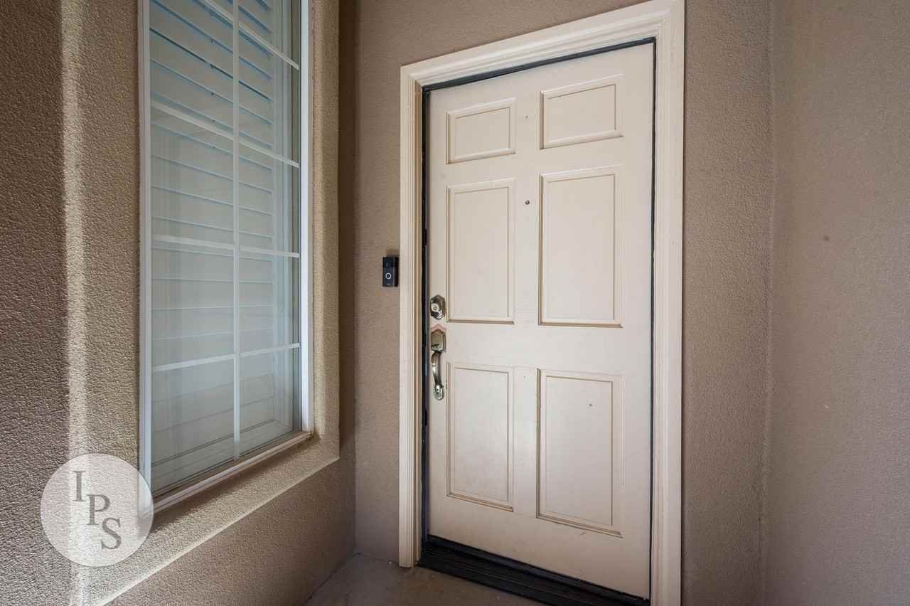 8153 N Cedar Ave #126 - Photo 2 of 24